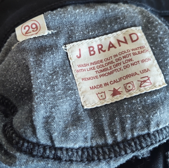 J Brand the Pencil Leg jean in Shadow wash - Picture 3 of 6